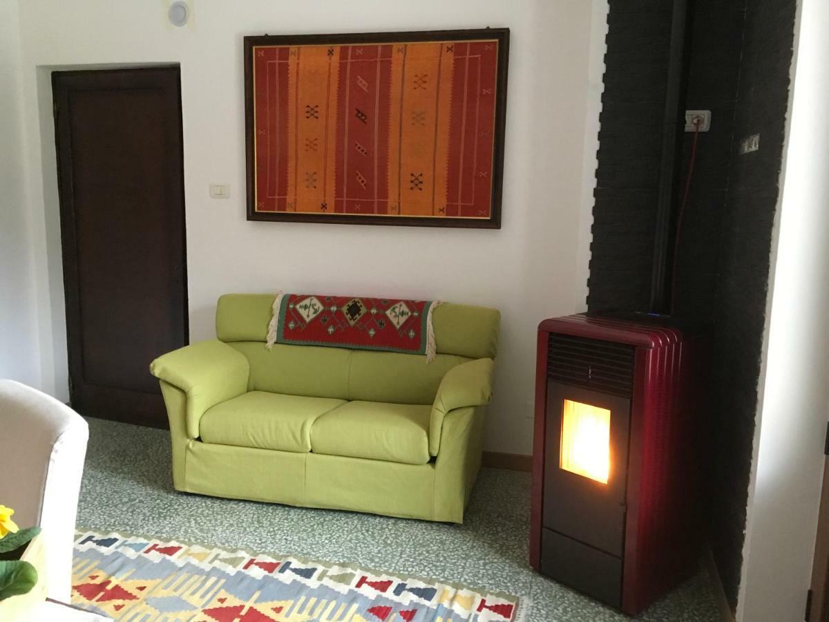 Bb Andre' Bed & Breakfast Vara Superiore Luaran gambar
